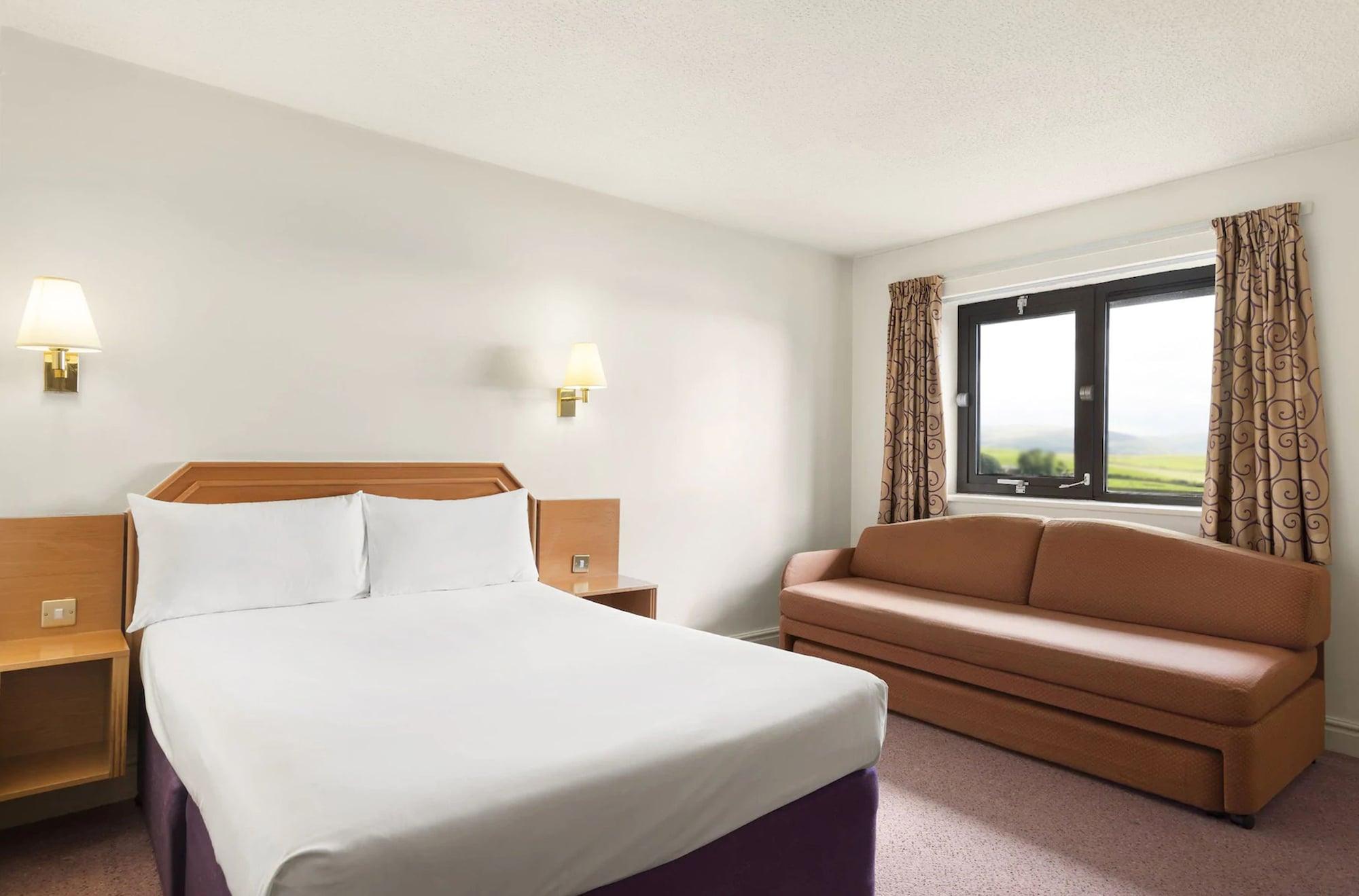 Days Inn Lockerbie - Annandale Water Johnstonebridge Bagian luar foto